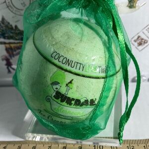 Pier 1 Coconutty Lime Twist Bath Bomb - Green
